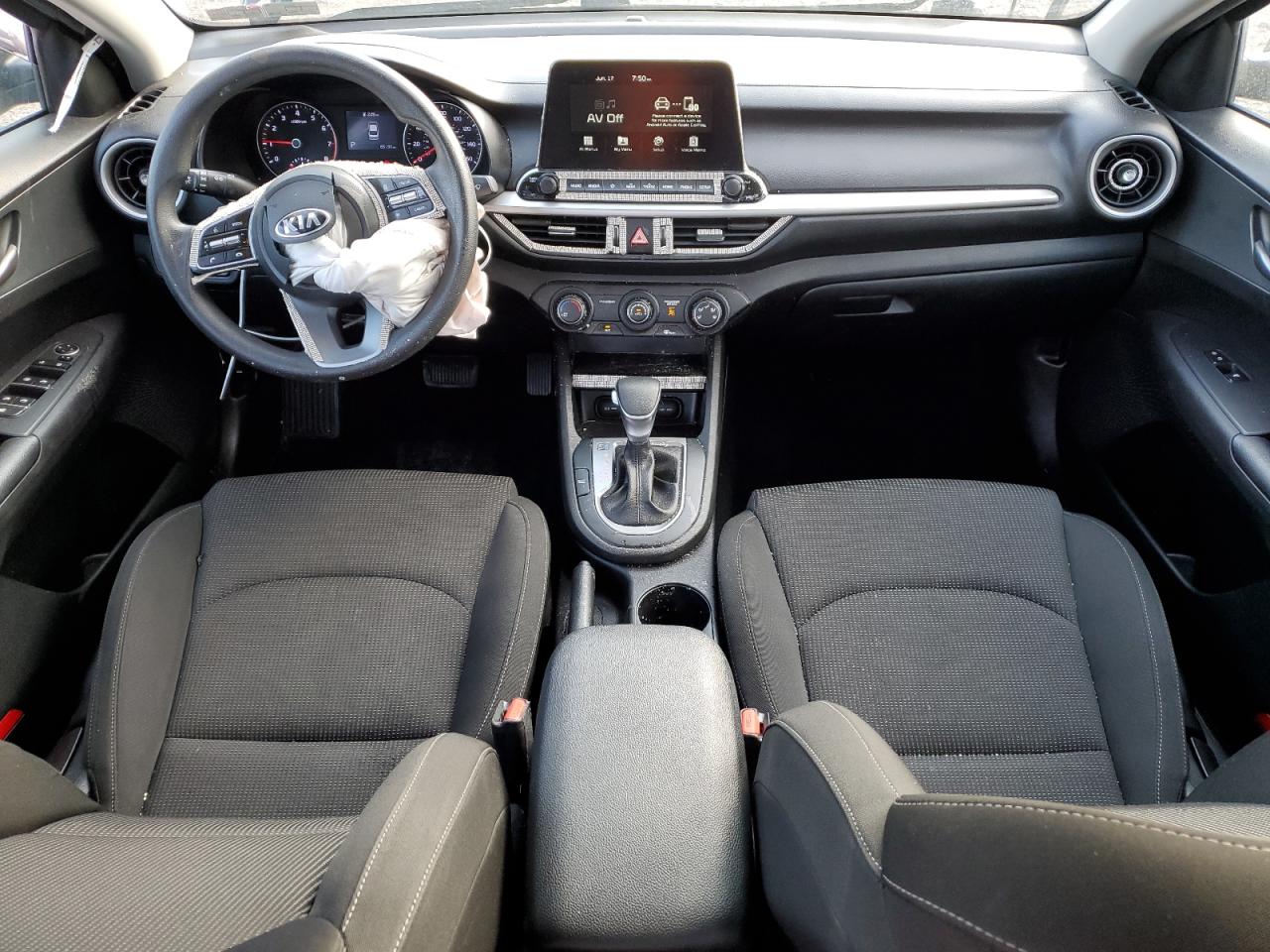 3KPF24AD8ME263265 2021 Kia Forte Fe