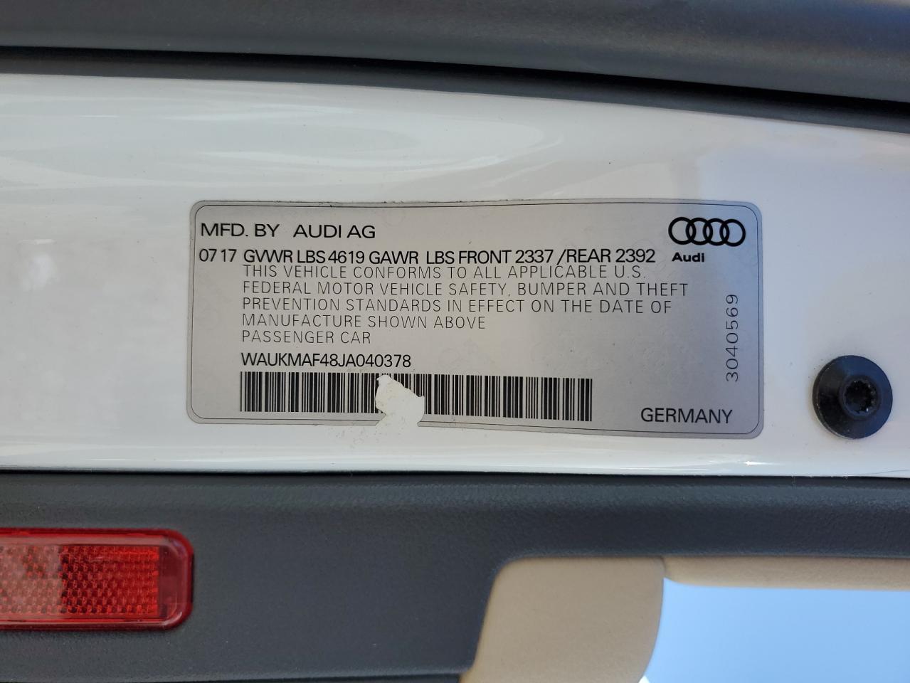 WAUKMAF48JA040378 2018 Audi A4 Premium