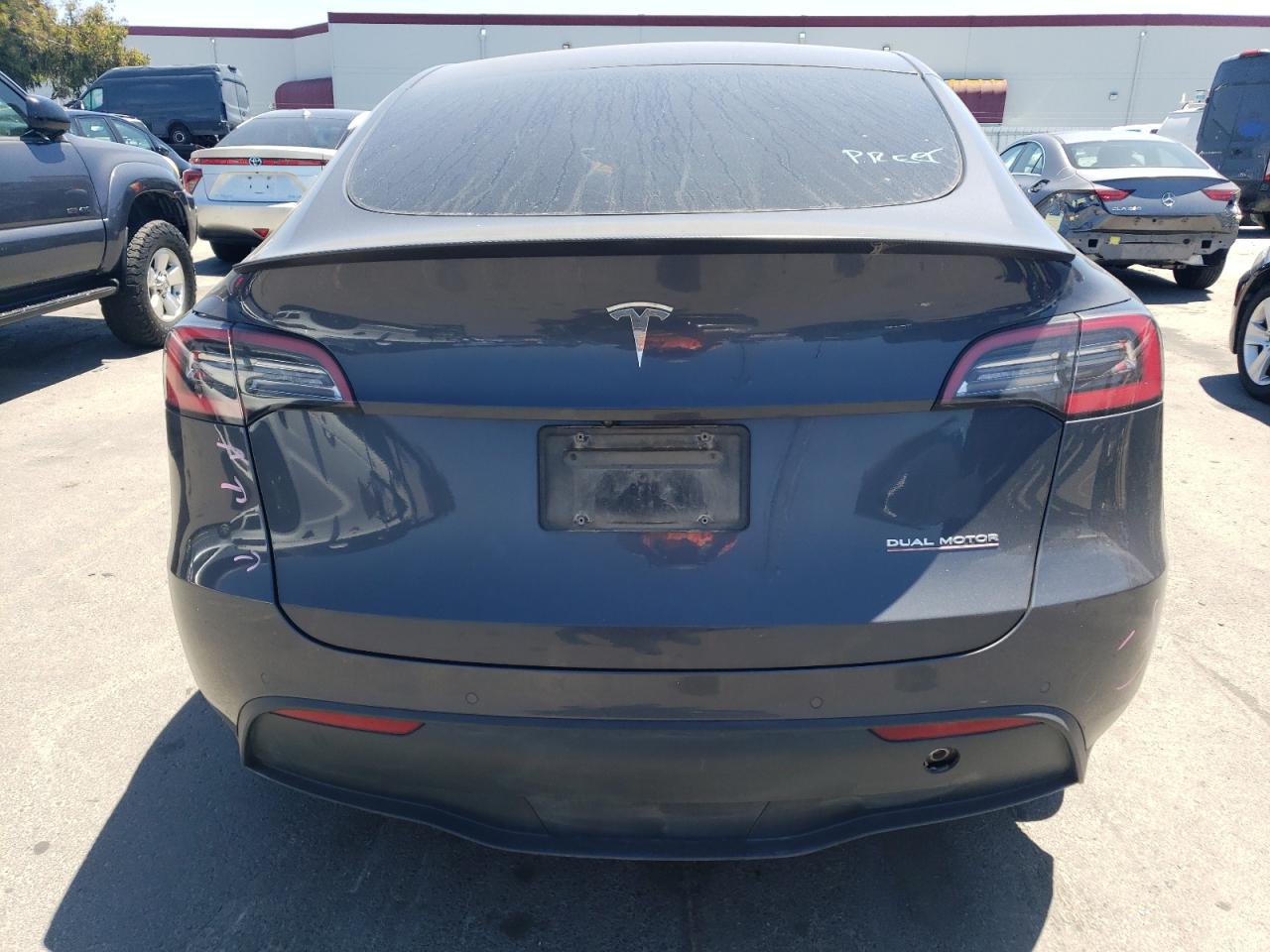 5YJYGDEF4LF038906 2020 Tesla Model Y