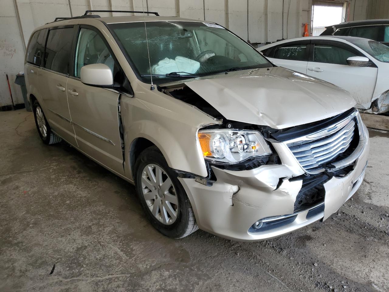 2C4RC1BG2ER158934 2014 Chrysler Town & Country Touring