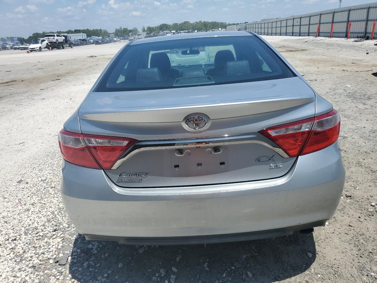 4T1BF1FK3GU172611 2016 Toyota Camry Le