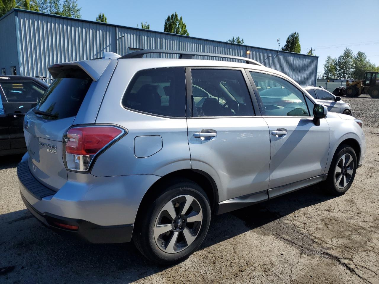 JF2SJAEC8HH482858 2017 Subaru Forester 2.5I Premium