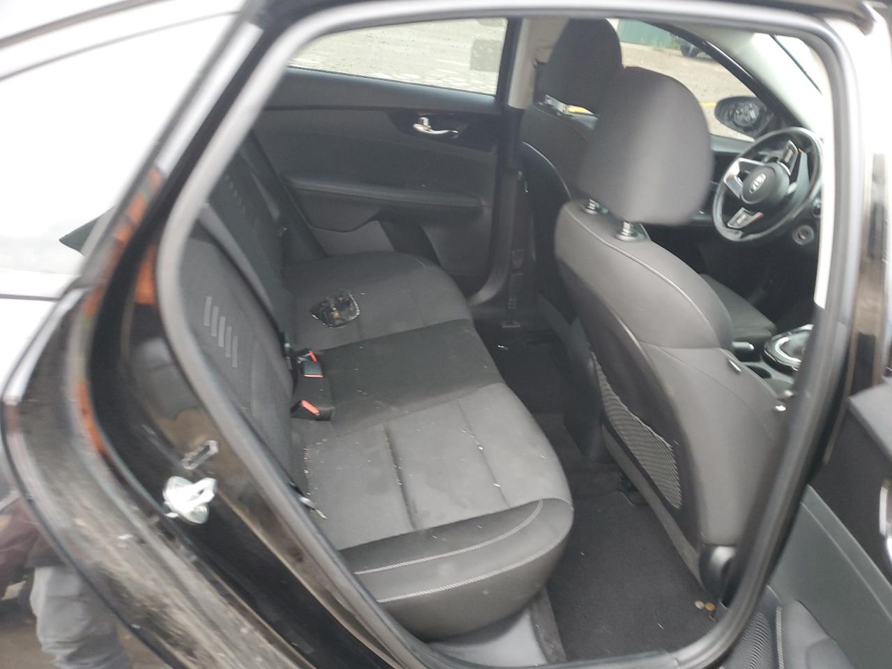 3KPF34AD0KE134219 2019 Kia Forte Gt Line