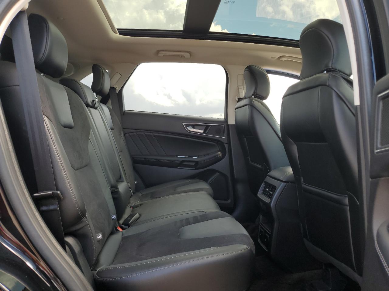 2FMPK4AP2JBB62834 2018 Ford Edge Sport