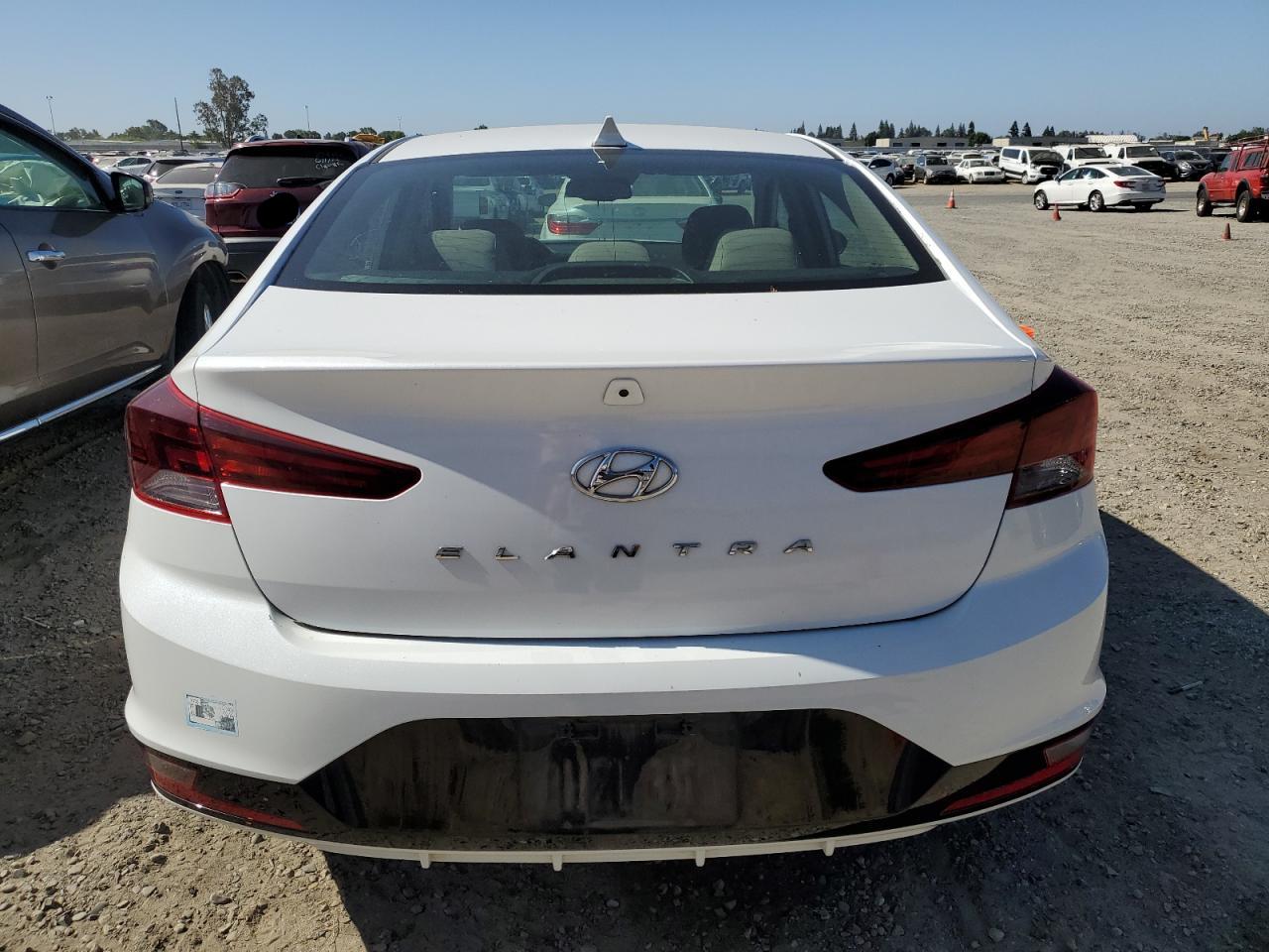 5NPD84LF1KH410443 2019 Hyundai Elantra Sel