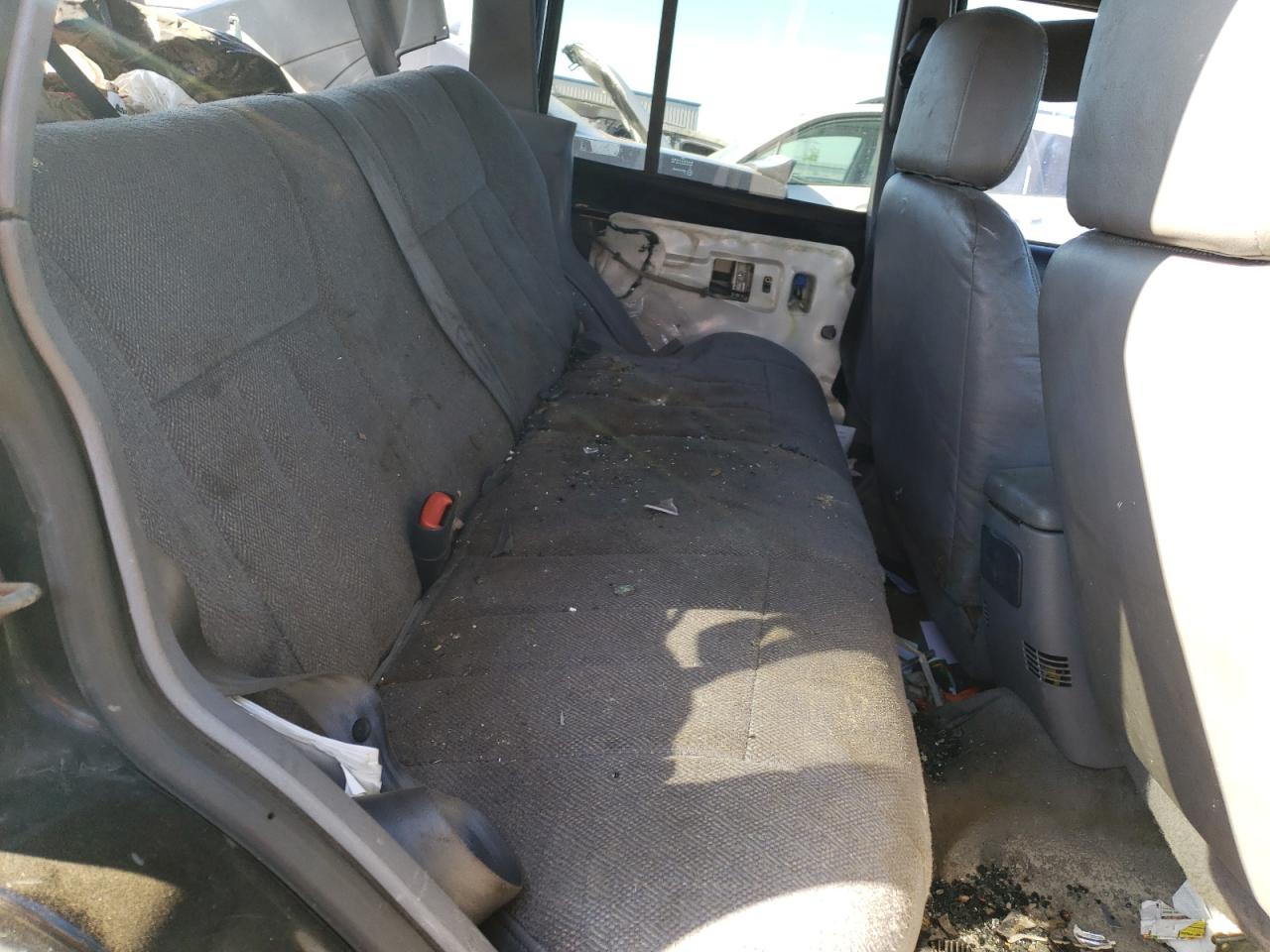 1J4FJ68SXWL210879 1998 Jeep Cherokee Sport