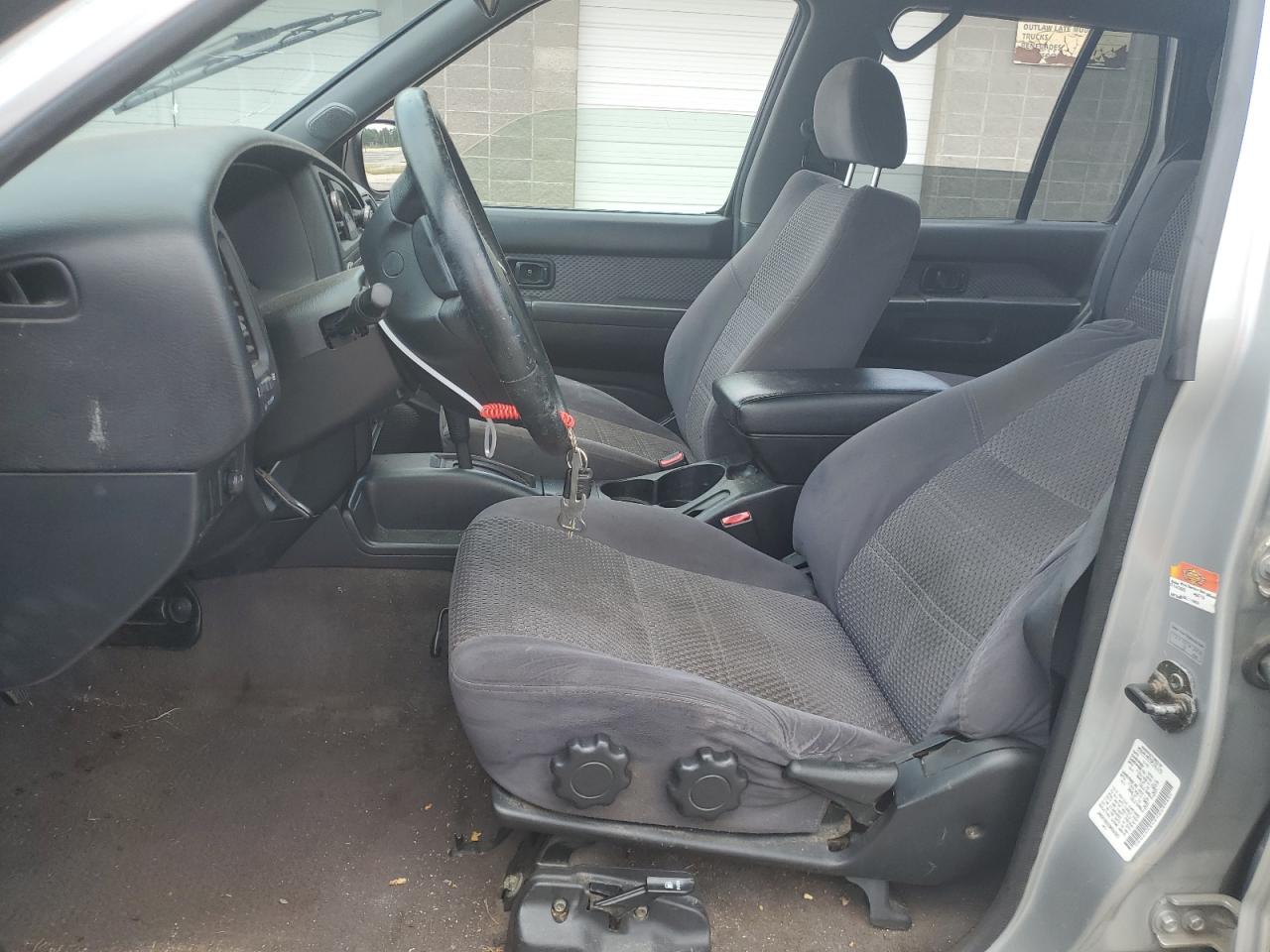 JN8DR09X62W664945 2002 Nissan Pathfinder Le