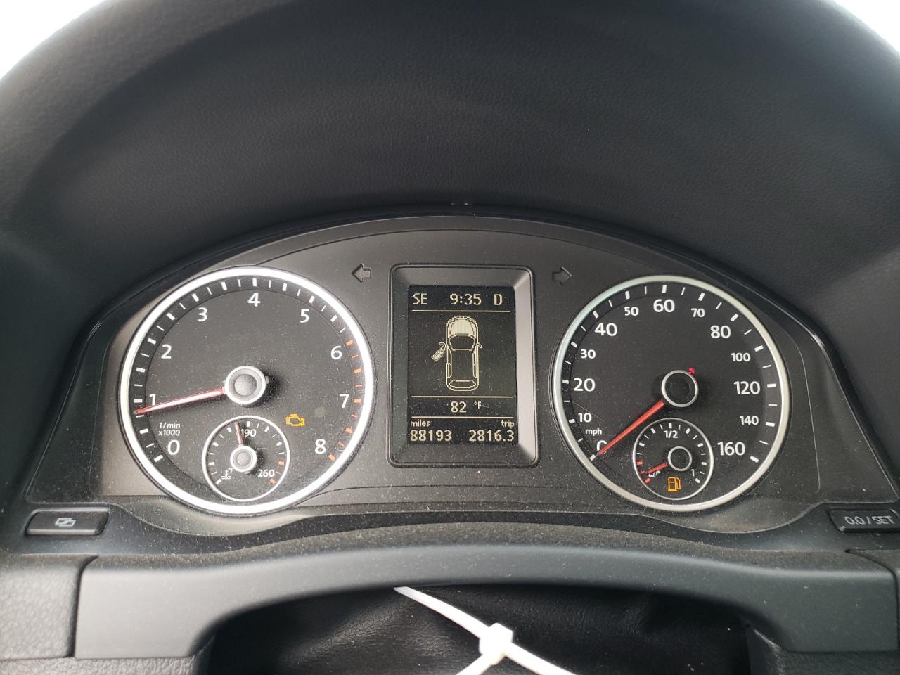 WVGAV7AX9CW579335 2012 Volkswagen Tiguan S