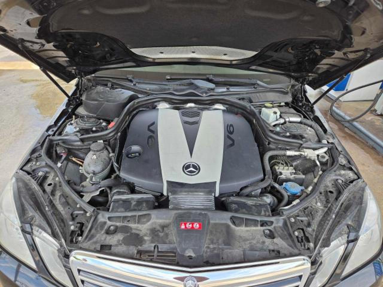 WDDHF2EB8BA316921 2011 Mercedes-Benz E 350 Bluetec