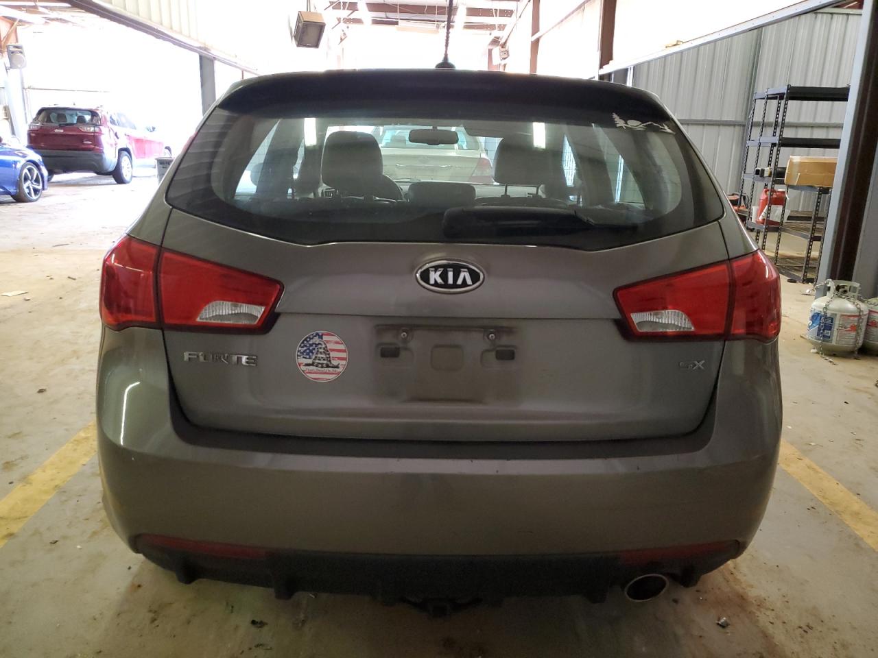 KNAFW5A31C5559818 2012 Kia Forte Sx