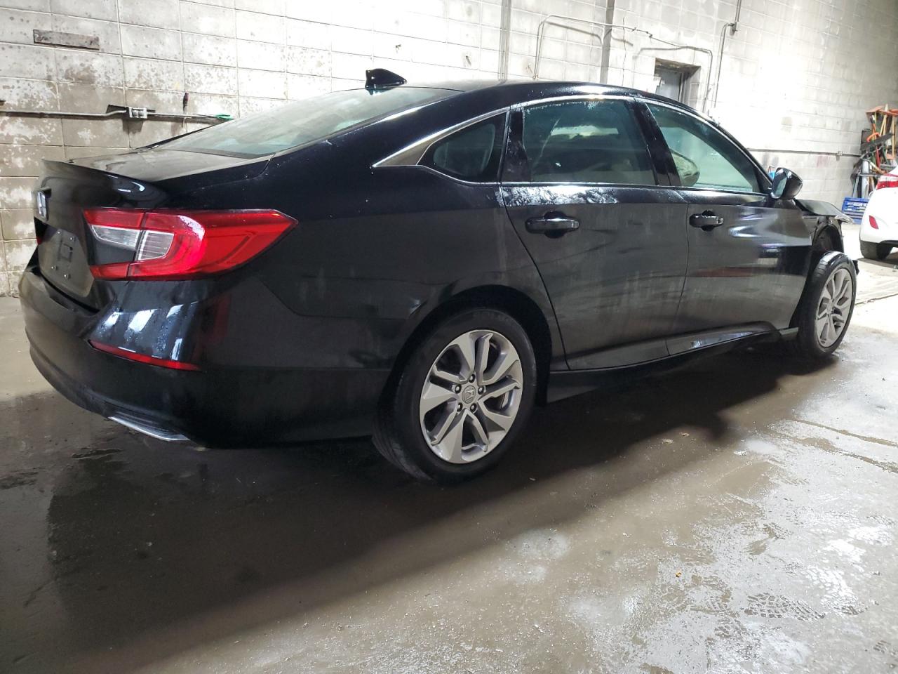 1HGCV1F14JA221098 2018 Honda Accord Lx