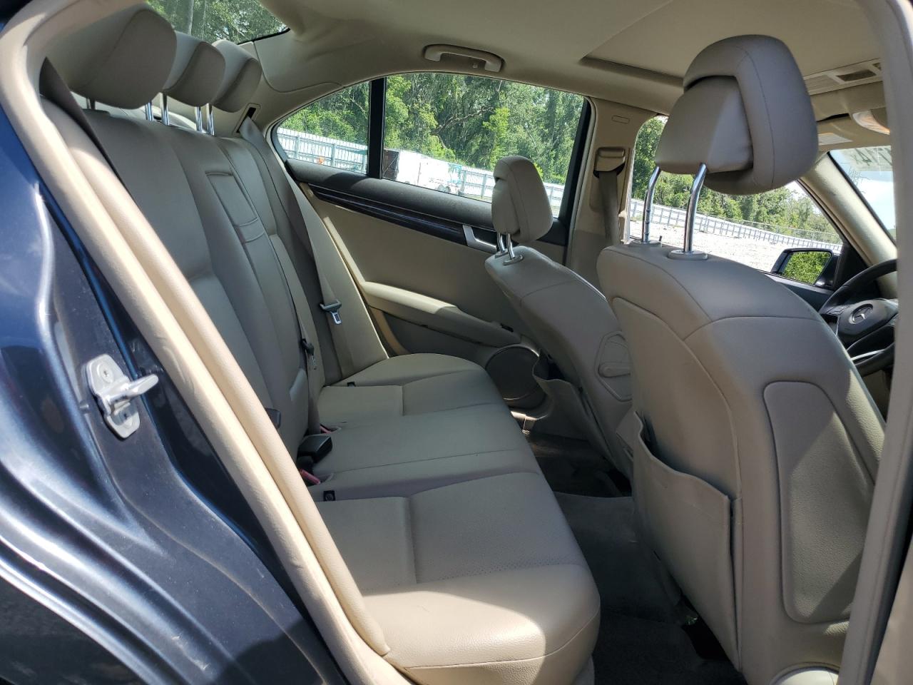 WDDGF8AB2DR258698 2013 Mercedes-Benz C 300 4Matic