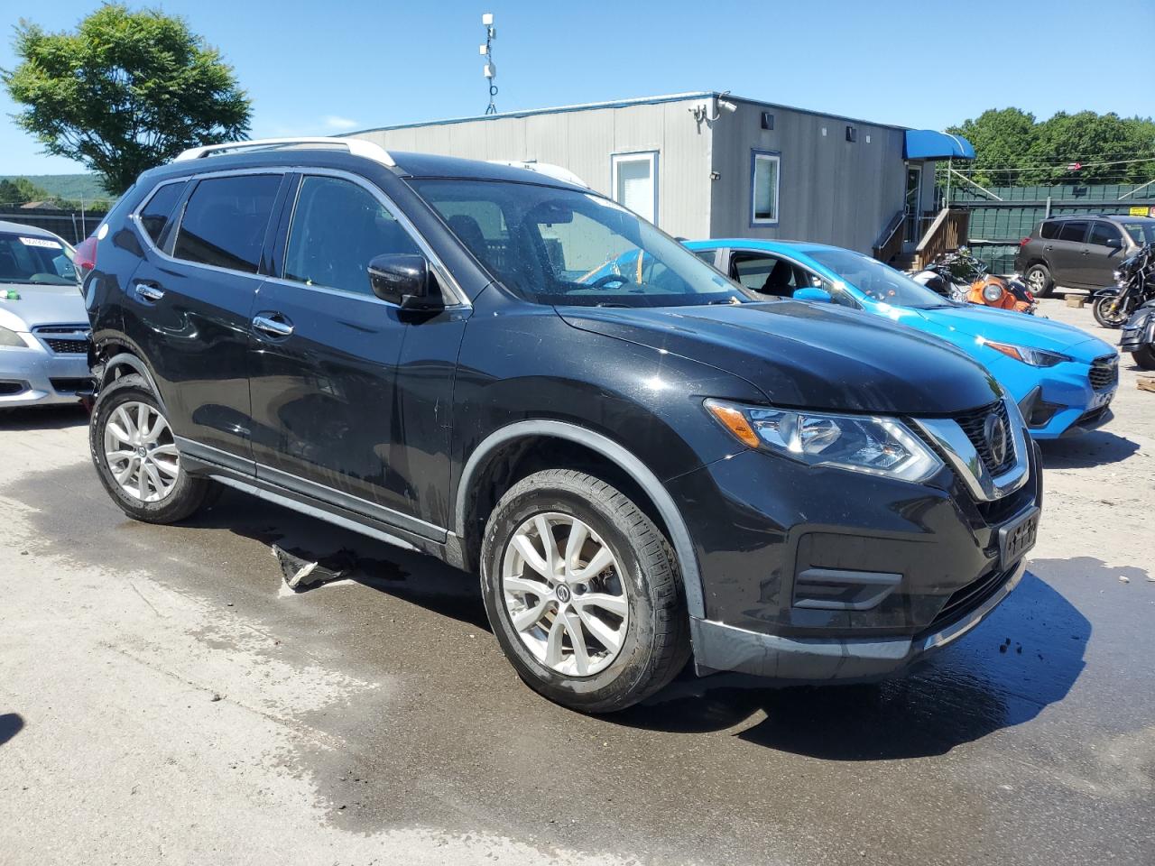 2020 Nissan Rogue S vin: KNMAT2MV8LP508404