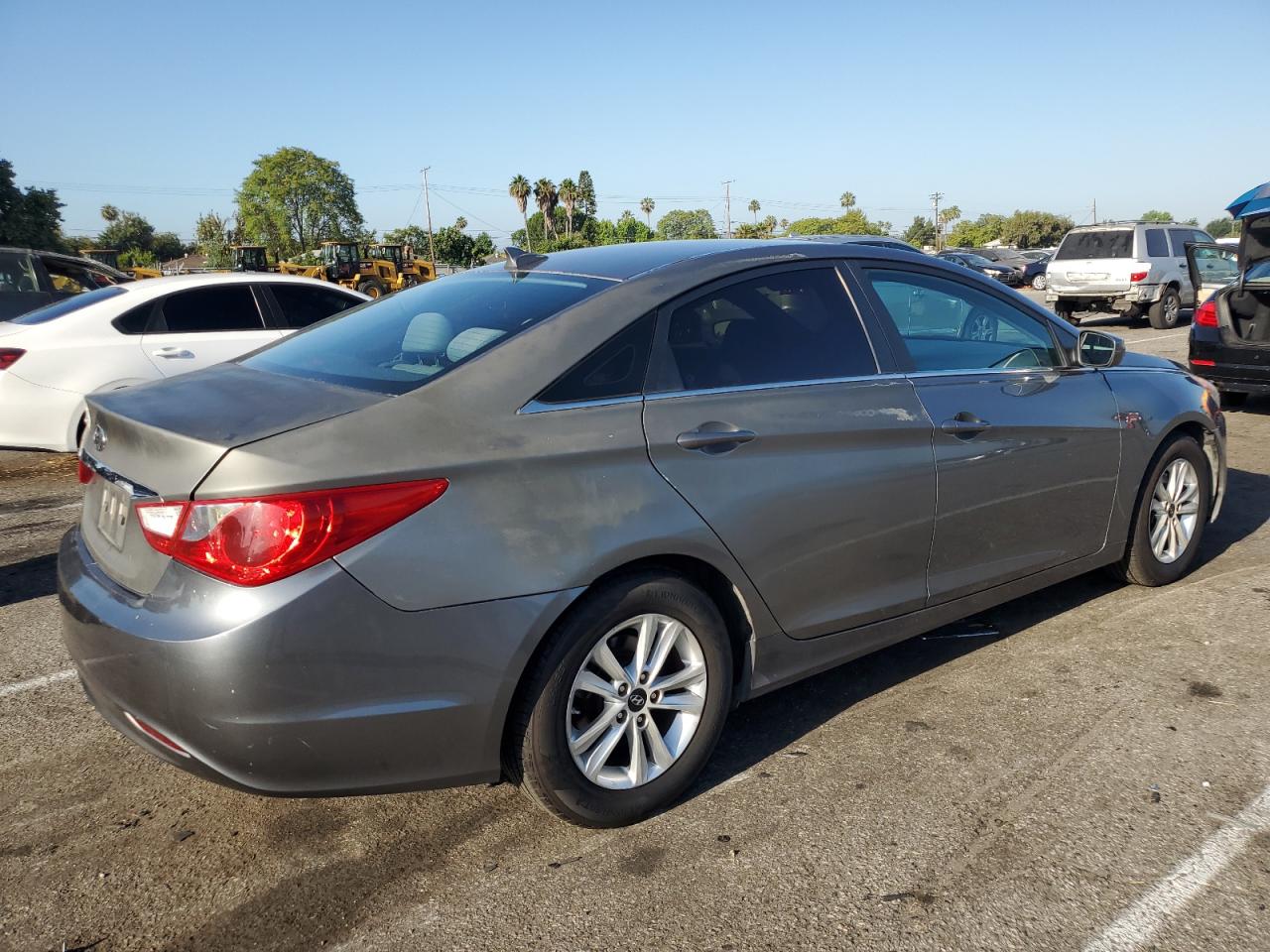 Lot #2774176356 2013 HYUNDAI SONATA GLS