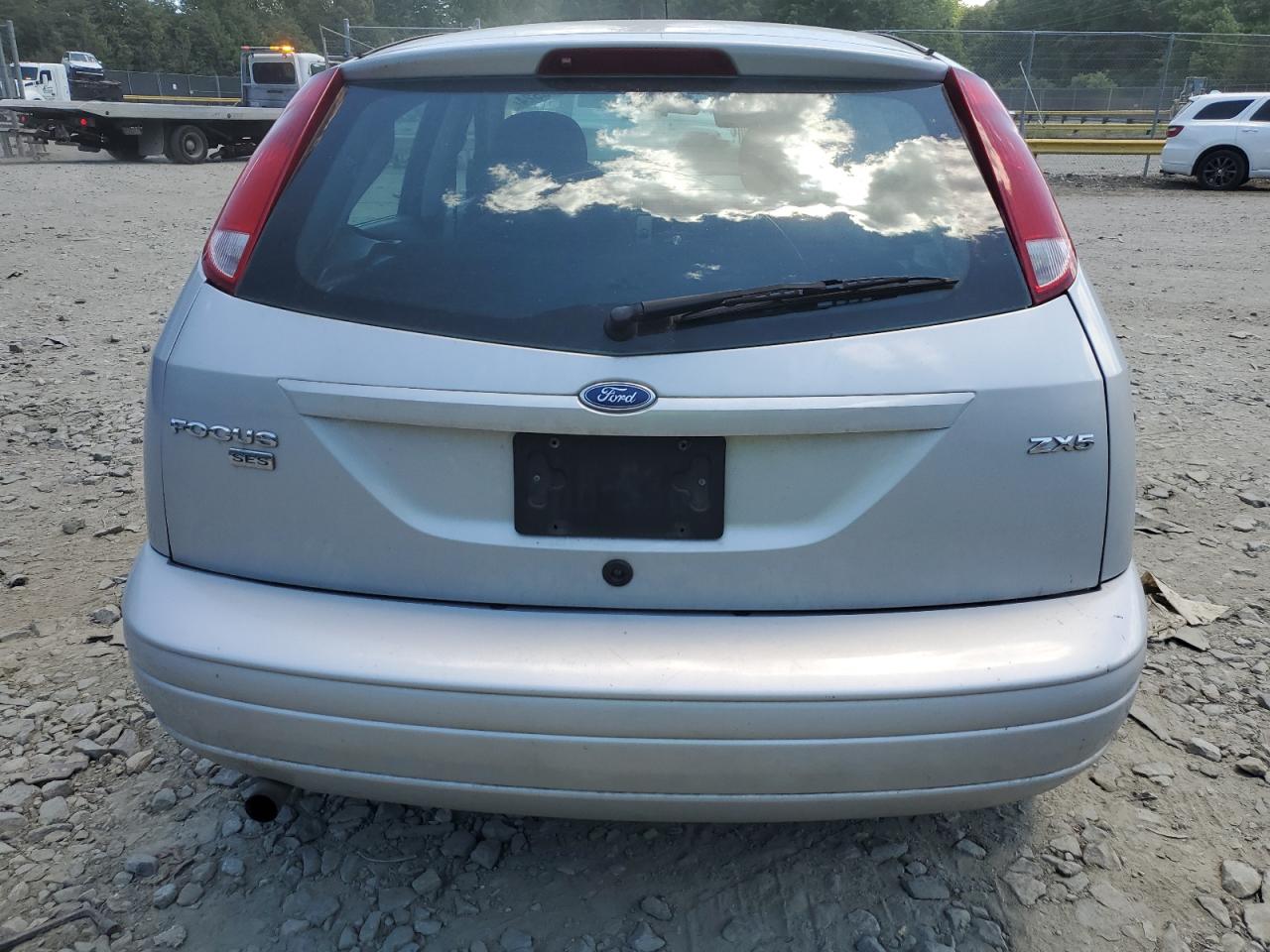 1FAHP37N46W210145 2006 Ford Focus Zx5