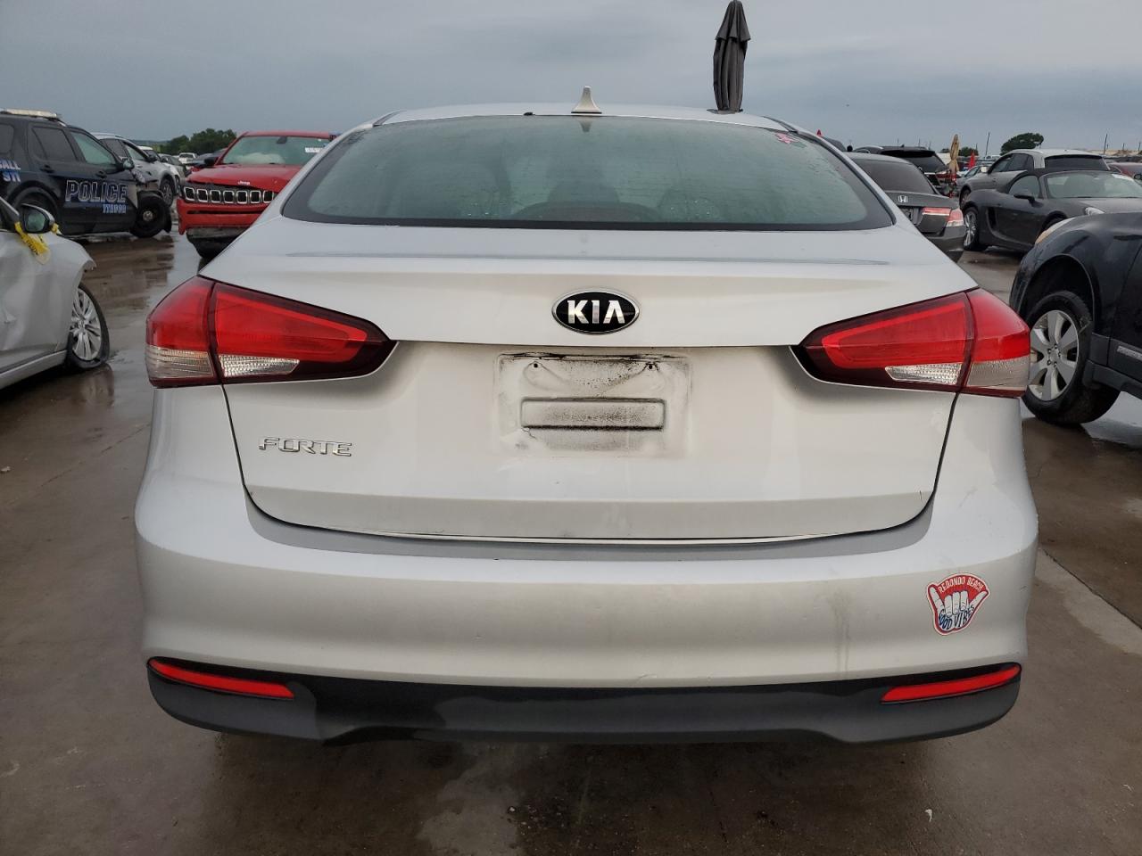 3KPFK4A78JE226108 2018 Kia Forte Lx