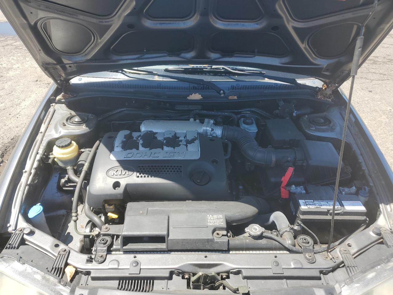 KNAFB161125083032 2002 Kia Spectra Gs