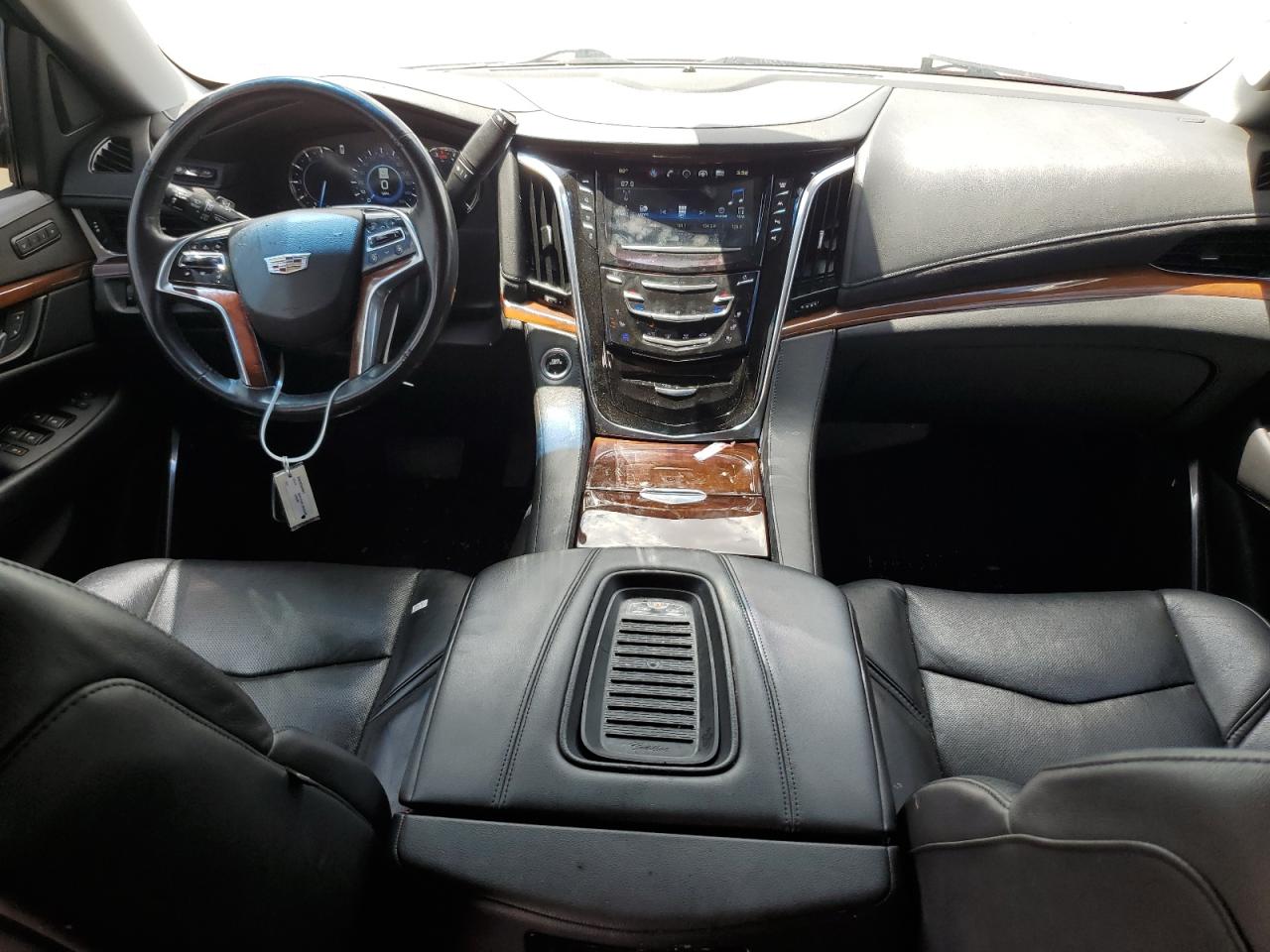 1GYS4BKJ3KR154970 2019 Cadillac Escalade Luxury