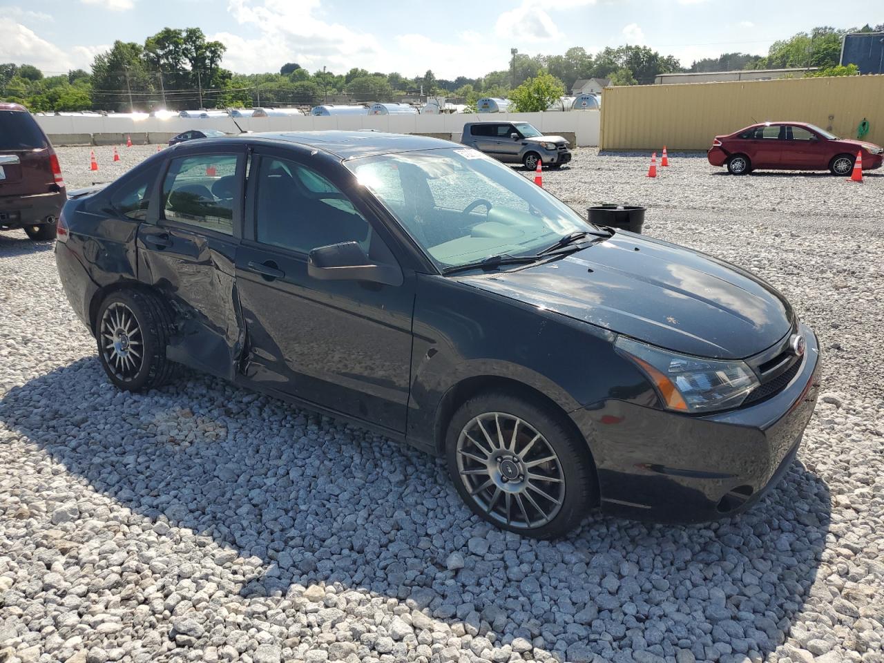 1FAHP3GN2BW177124 2011 Ford Focus Ses