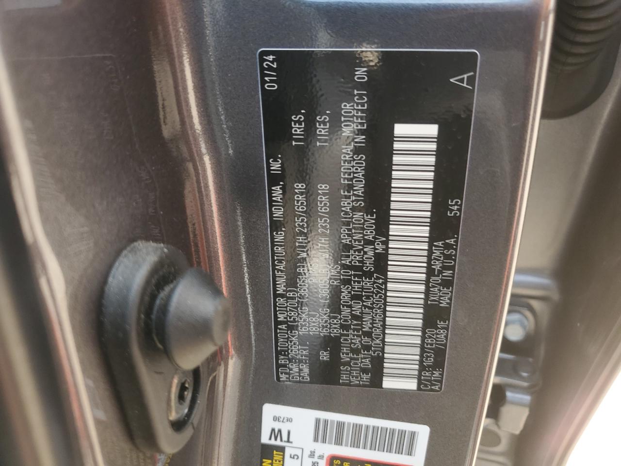 5TDKDRAH6RS052247 2024 Toyota Highlander Le