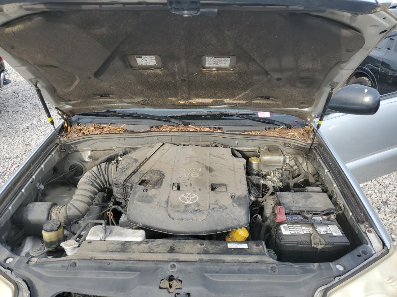 JTEZU14RX8K009973 2008 Toyota 4Runner Sr5