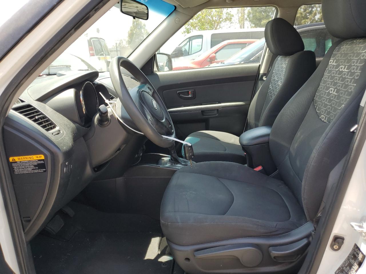 KNDJT2A23B7331320 2011 Kia Soul +