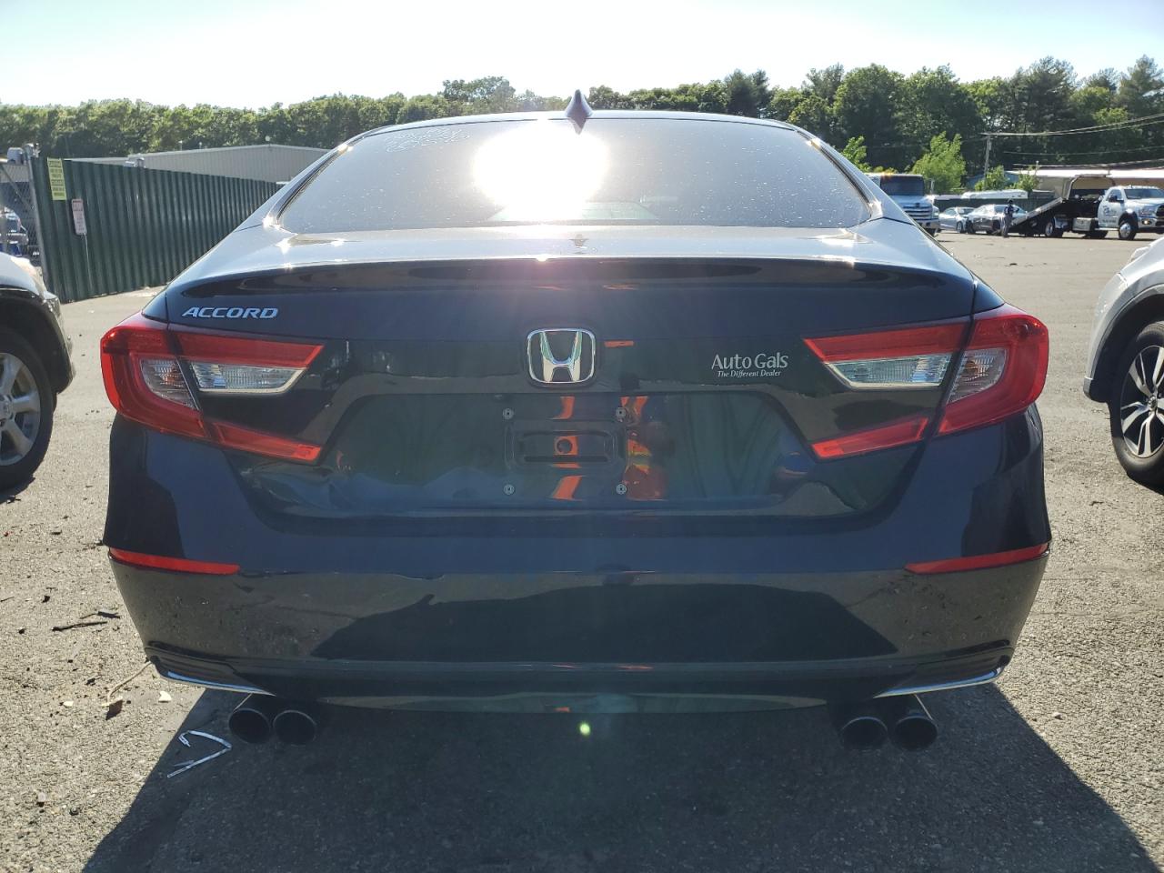 2019 Honda Accord Lx vin: 1HGCV1F11KA128332