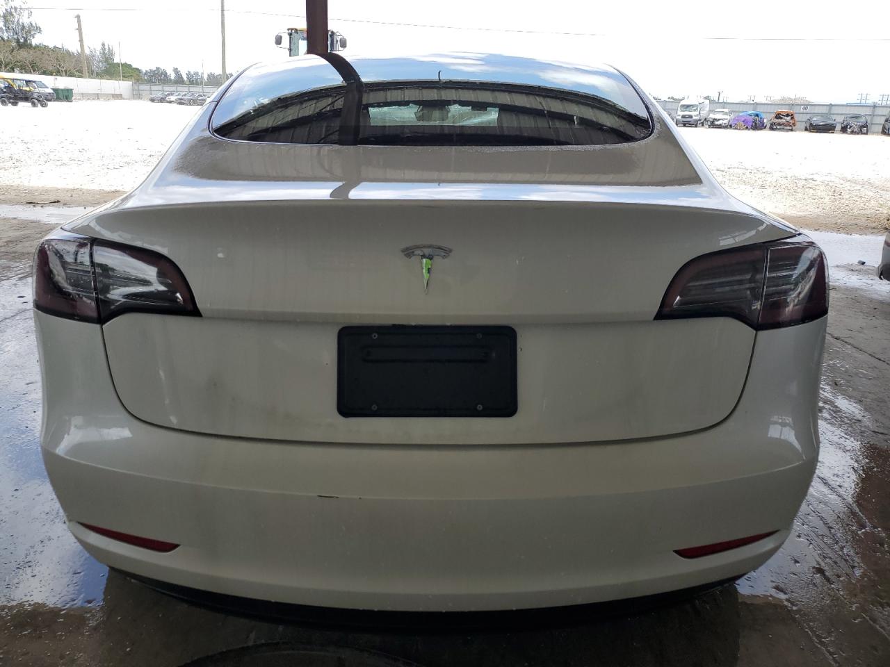 Lot #2726494324 2023 TESLA MODEL 3