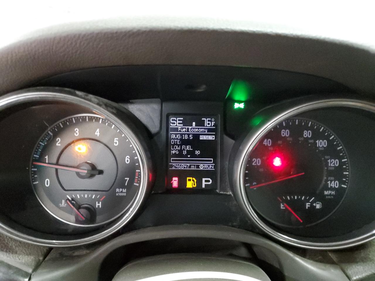 1C4RJFAG2CC220875 2012 Jeep Grand Cherokee Laredo