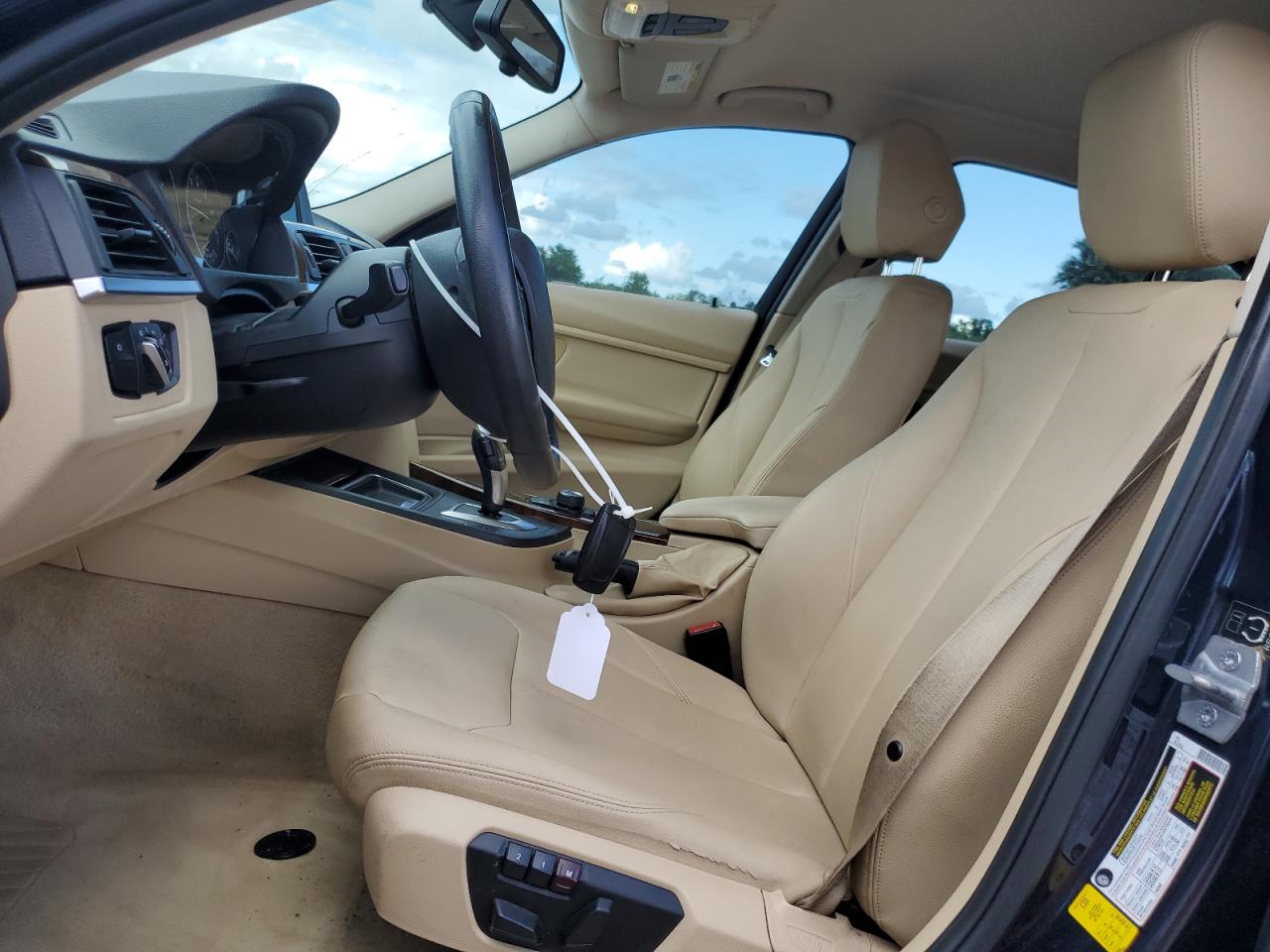 WBA3B1G55ENT00591 2014 BMW 320 I