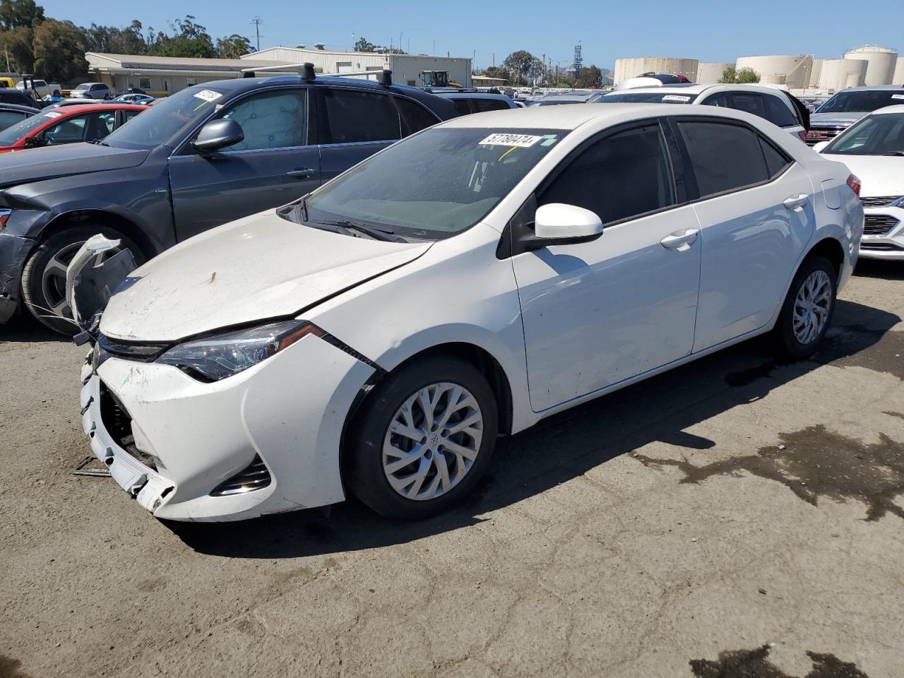 2018 Toyota Corolla L vin: 5YFBURHE3JP798647