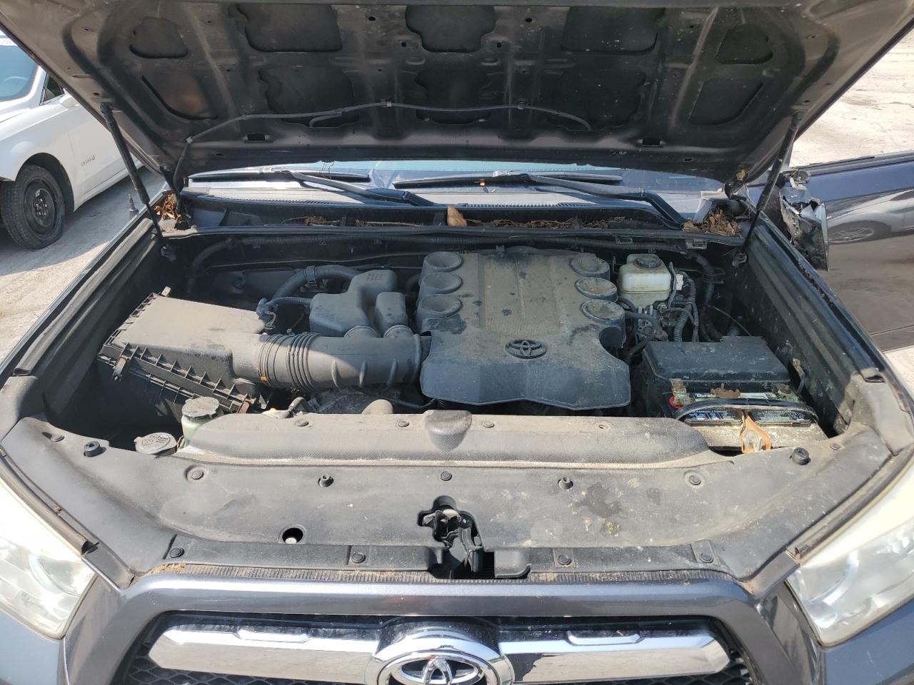 JTEBU5JR9B5067415 2011 Toyota 4Runner Sr5