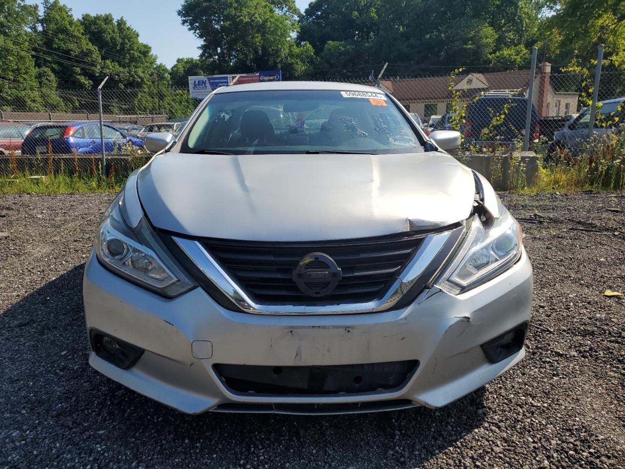 2017 Nissan Altima 2.5 vin: 1N4AL3AP1HC174412