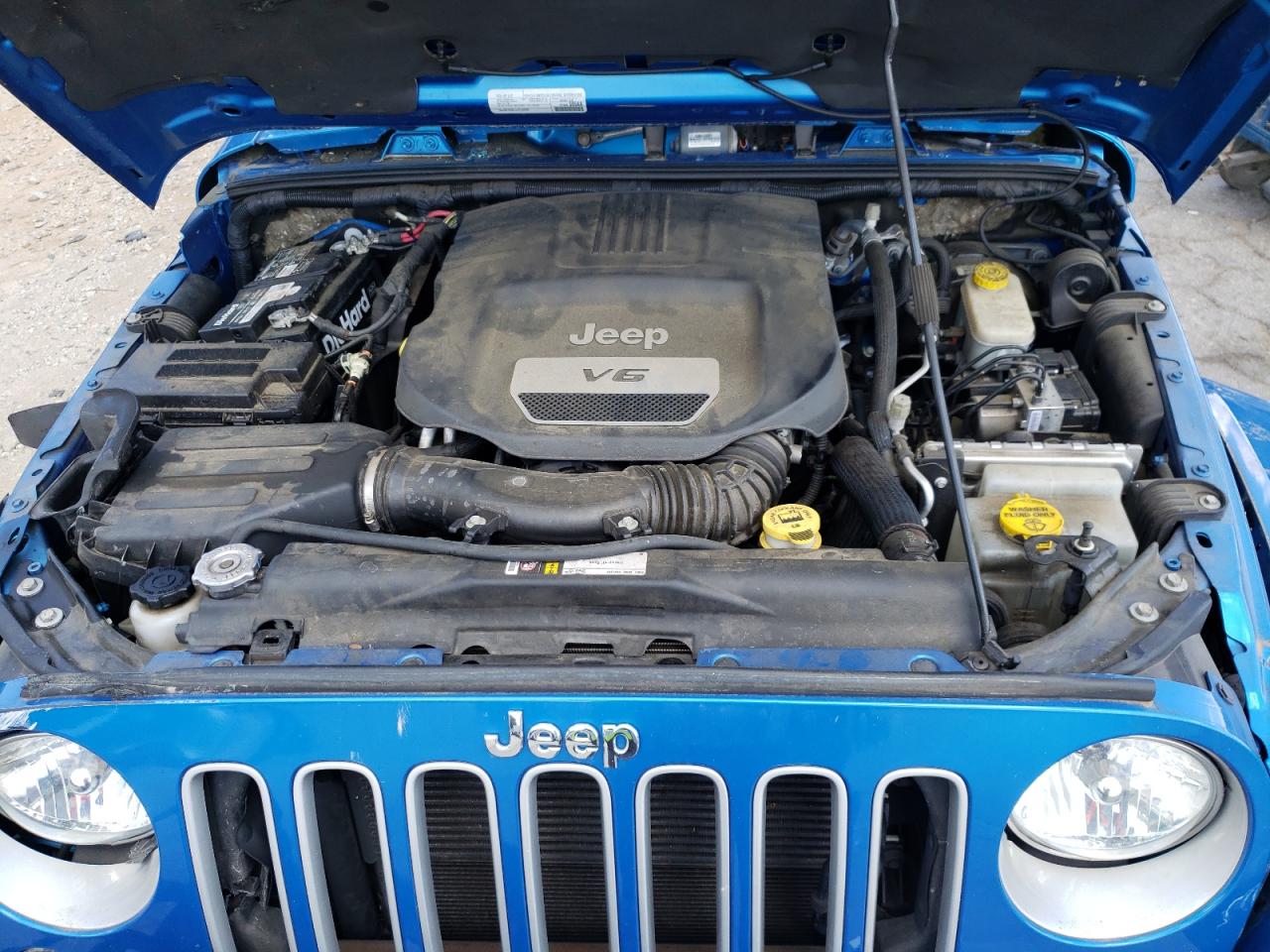 1C4BJWEG8GL170419 2016 Jeep Wrangler Unlimited Sahara