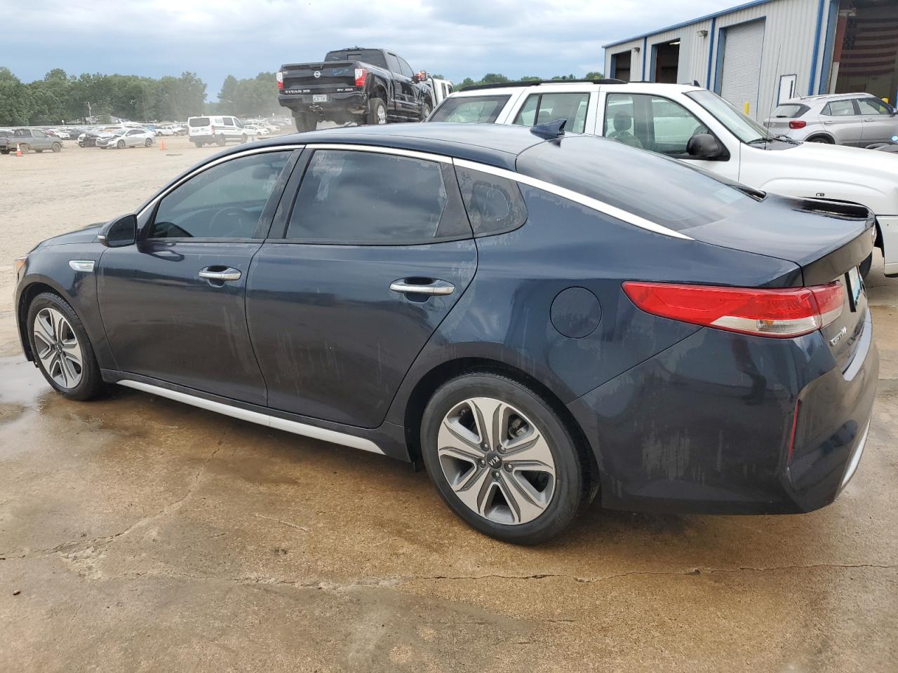 2017 Kia Optima Hybrid vin: KNAGU4LEXH5009494