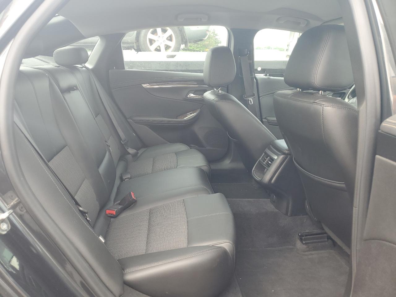 1G1115SL3FU109939 2015 Chevrolet Impala Lt