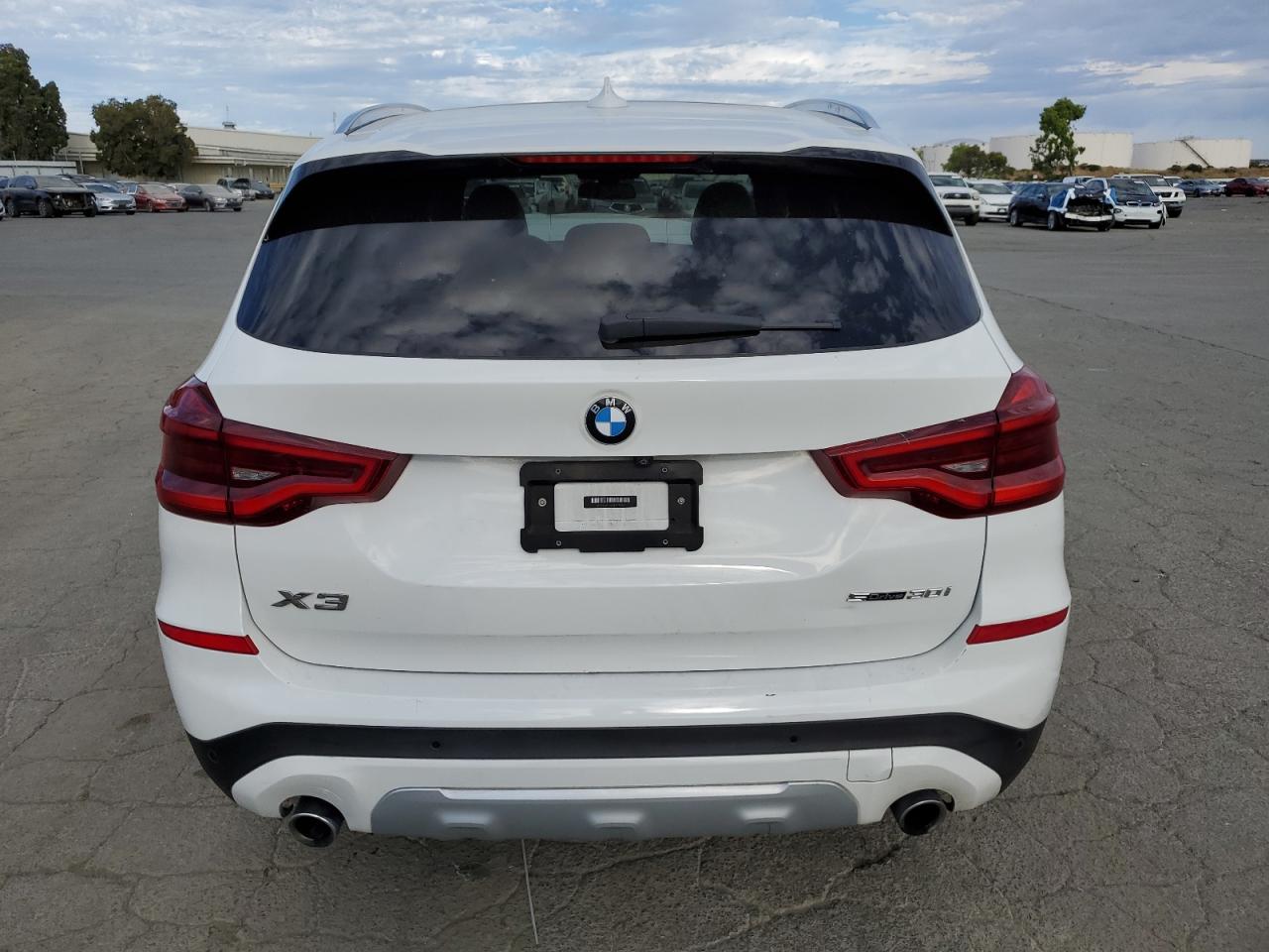 5UXTR7C59KLF33826 2019 BMW X3 Sdrive30I