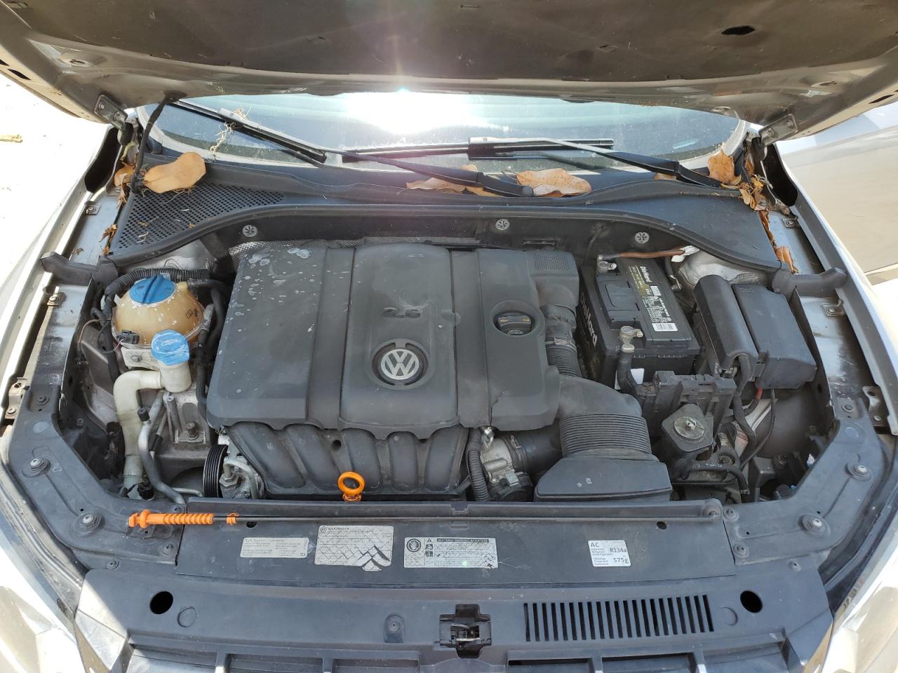 1VWCH7A34DC040817 2013 Volkswagen Passat Sel