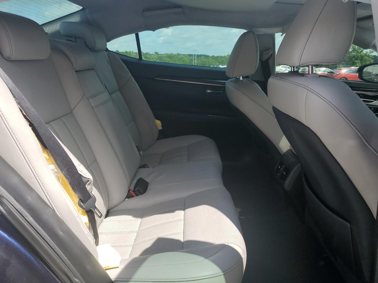 58ABK1GG3HU076557 2017 Lexus Es 350