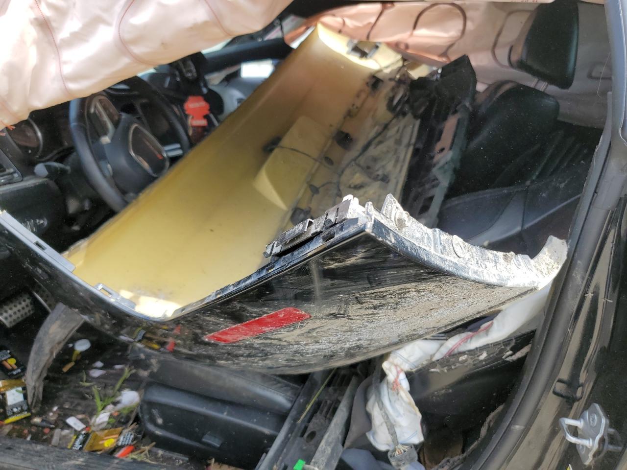 2C3CDZAG9GH329551 2016 Dodge Challenger Sxt