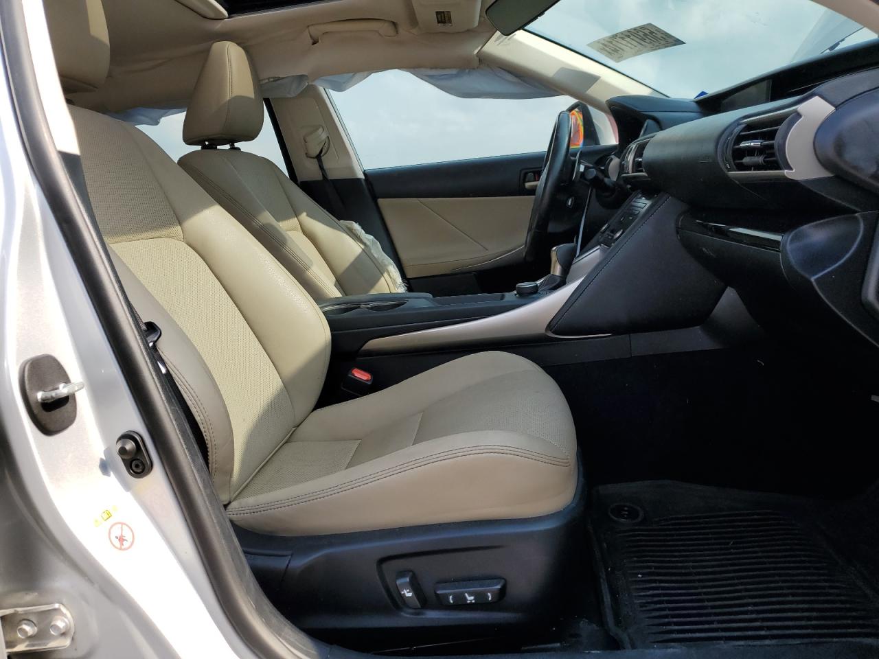 JTHBA1D21H5039152 2017 Lexus Is 200T