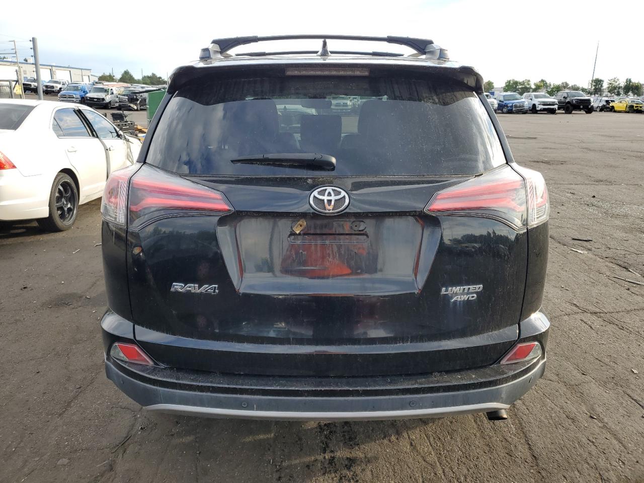 2T3DFREV9HW672641 2017 Toyota Rav4 Limited