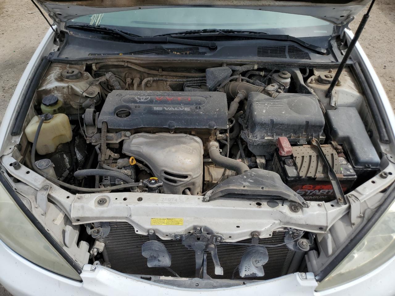 JTDBE32K640275193 2004 Toyota Camry Le