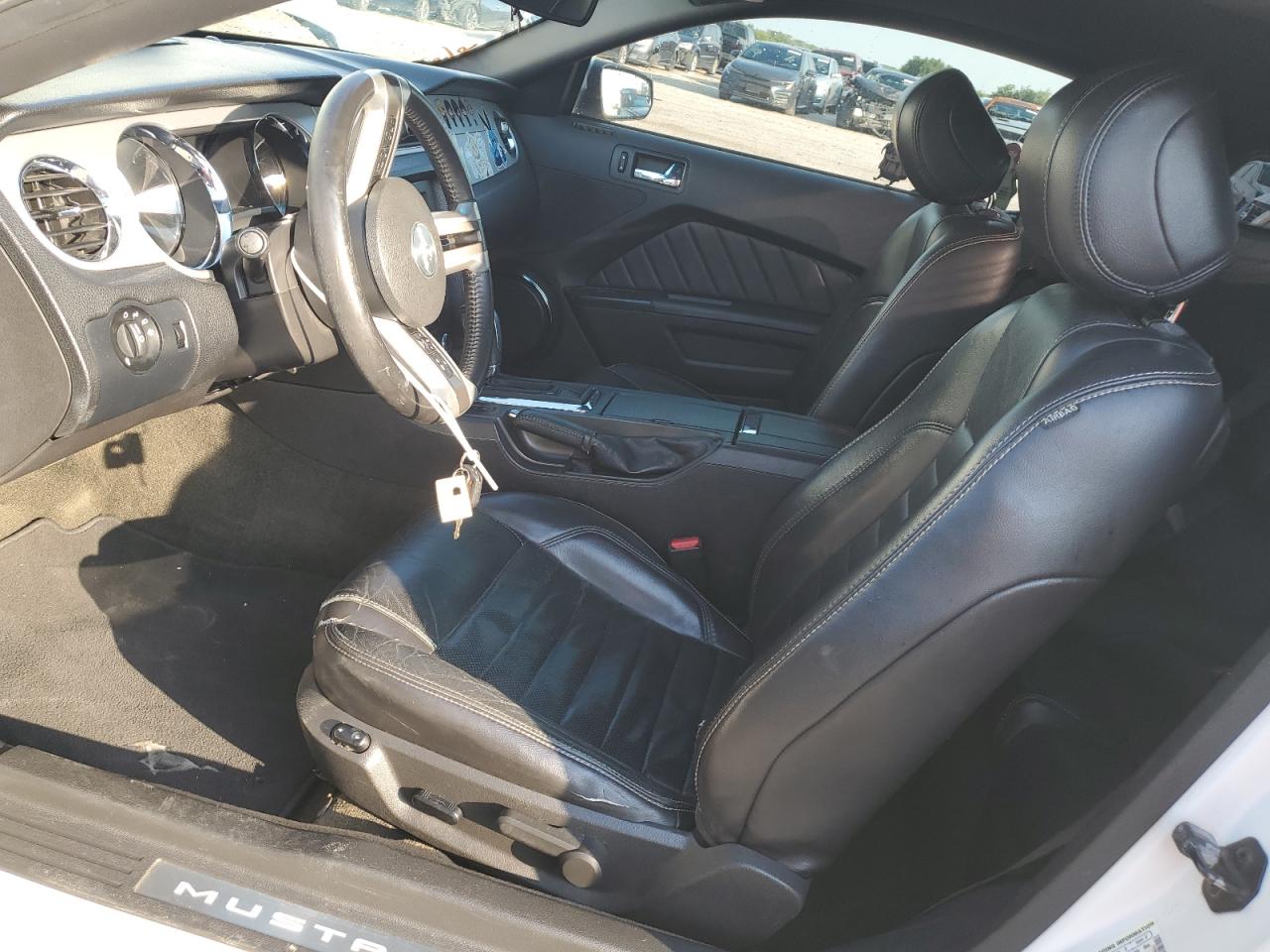 1ZVBP8AM3D5274805 2013 Ford Mustang