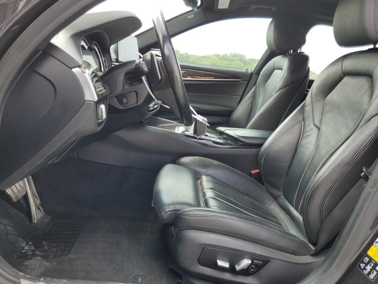 WBAJE7C53KWD55038 2019 BMW 540 Xi