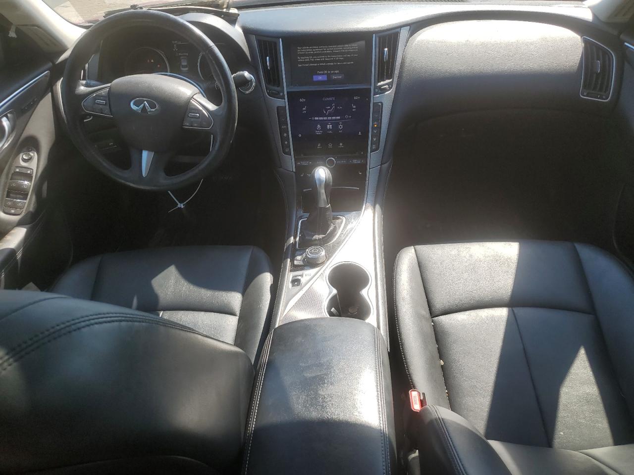 JN1EV7AR7GM345657 2016 Infiniti Q50 Premium