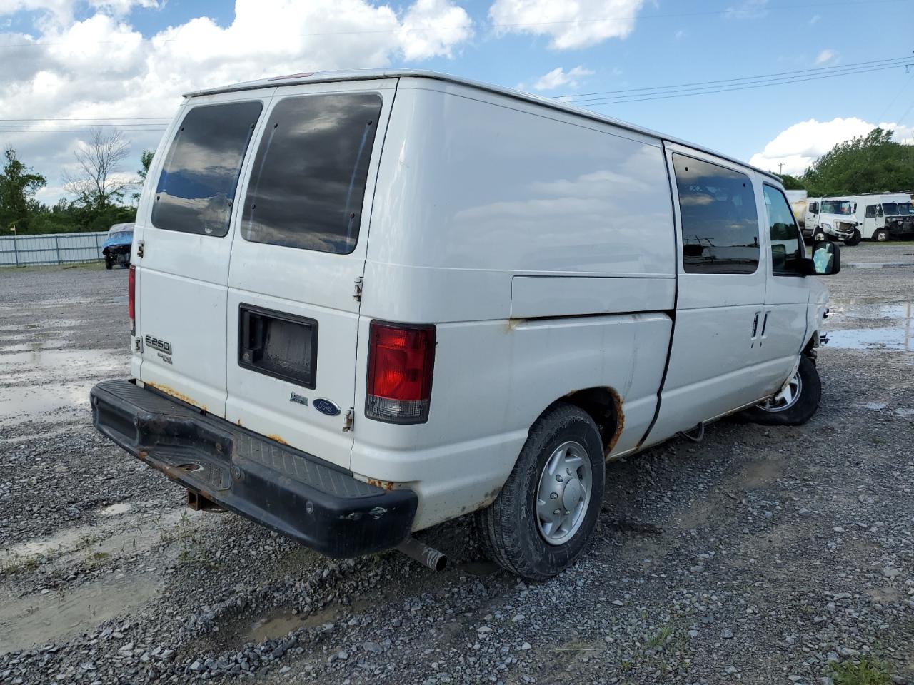 1FTNE2EW9EDA55093 2014 Ford Econoline E250 Van