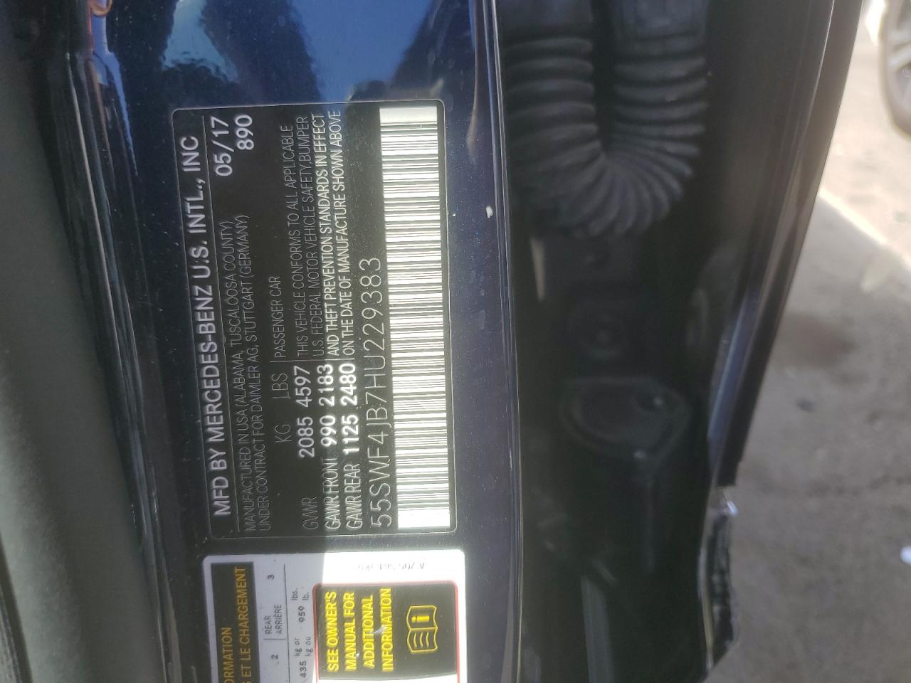 55SWF4JB7HU229383 2017 Mercedes-Benz C 300