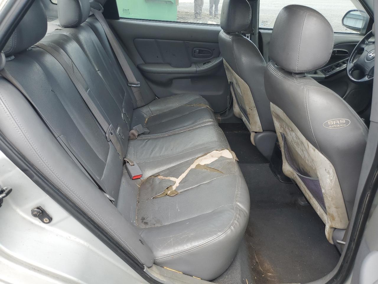 KMHDN56D34U107192 2004 Hyundai Elantra Gls