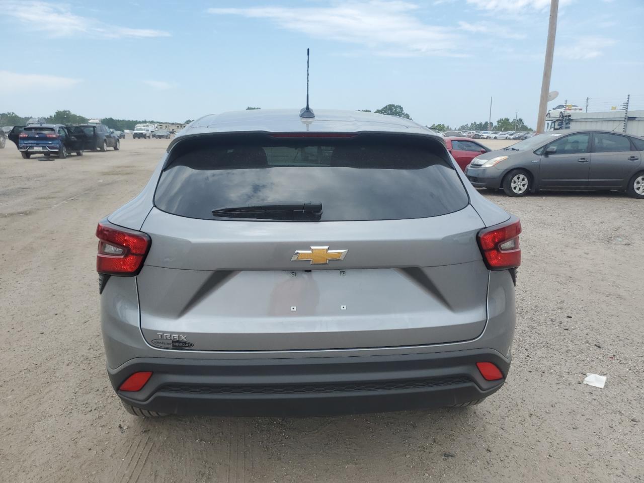 KL77LFE25RC125619 2024 Chevrolet Trax Ls